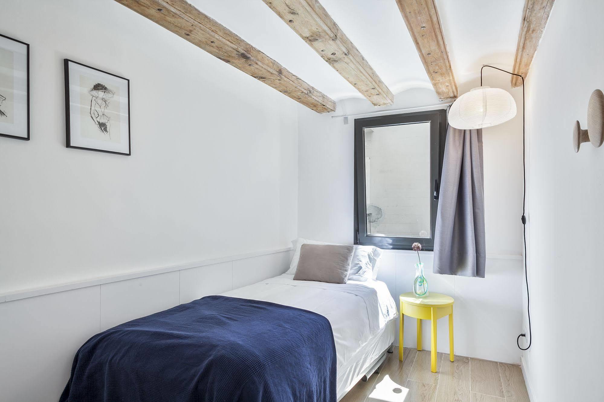 Inside Barcelona Apartments Esparteria Luaran gambar